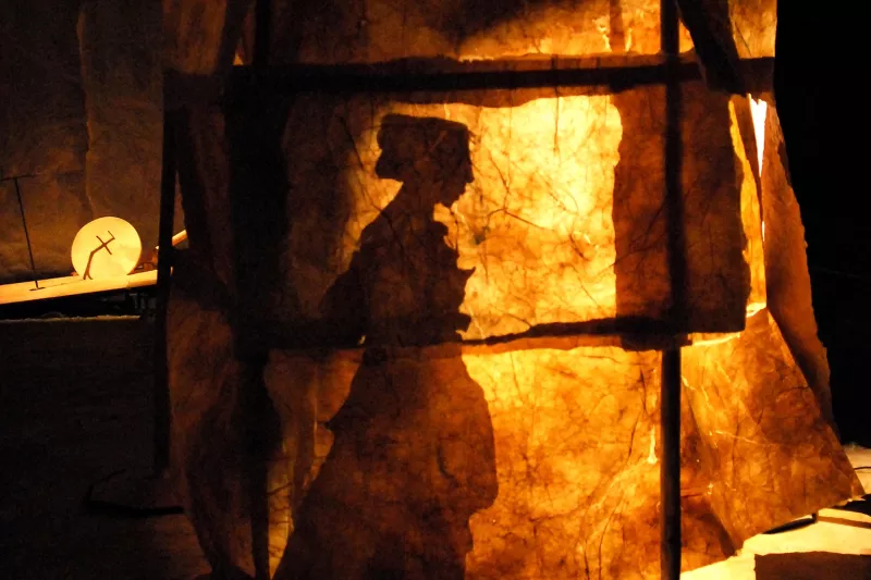Une Antigone de papier © Vincent Muteau