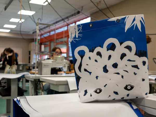 Confection des sacs au Lycée Élisa Lemonnier de Petit-Quevilly